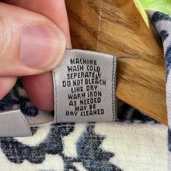 Chico's Women's White And Blue 100% Linen Paisley Print Top Size 3 (XL) - Picture 9 of 9